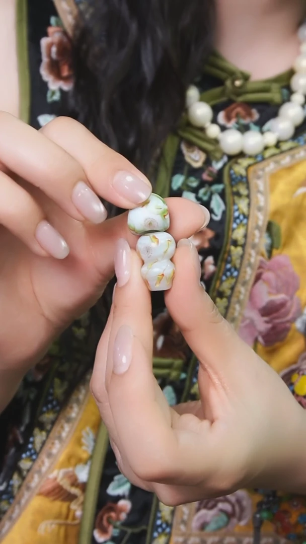 琉璃轿****玉5674