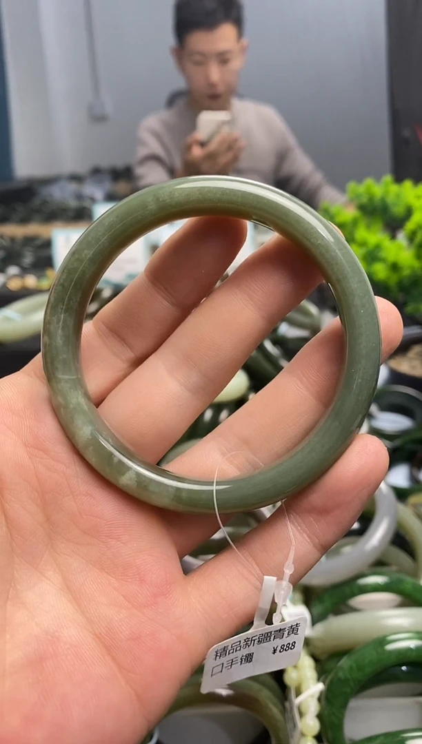 未镶嵌手镯和田玉59