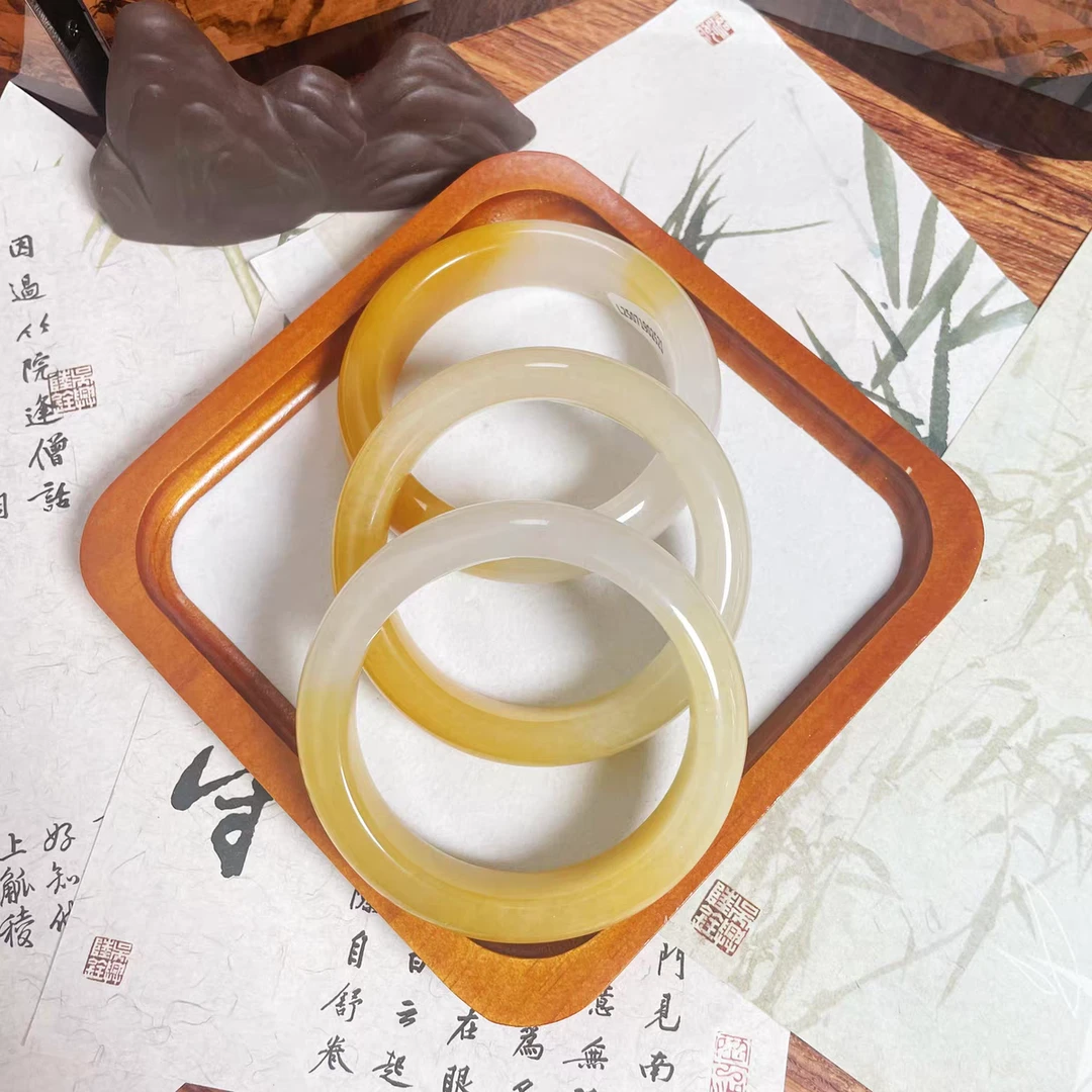 《半山水》财神缅黄手镯多样性发其一