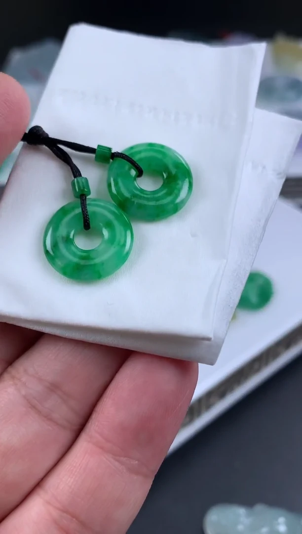 【闪购商品】定制翡翠未镶嵌翡翠