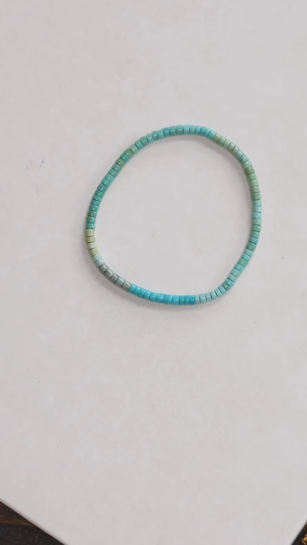 未镶嵌绿松石手链1