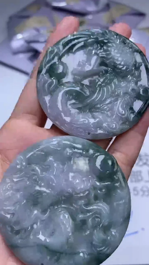 未镶嵌挂件翡翠301850
