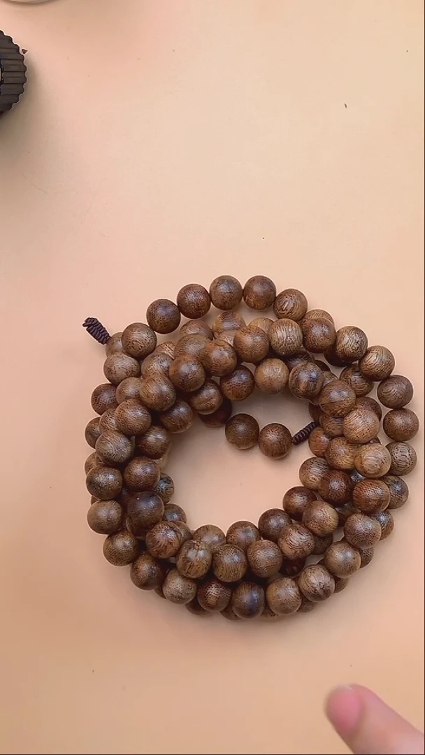 沉香手串海南黑油格多圈10mm  3117