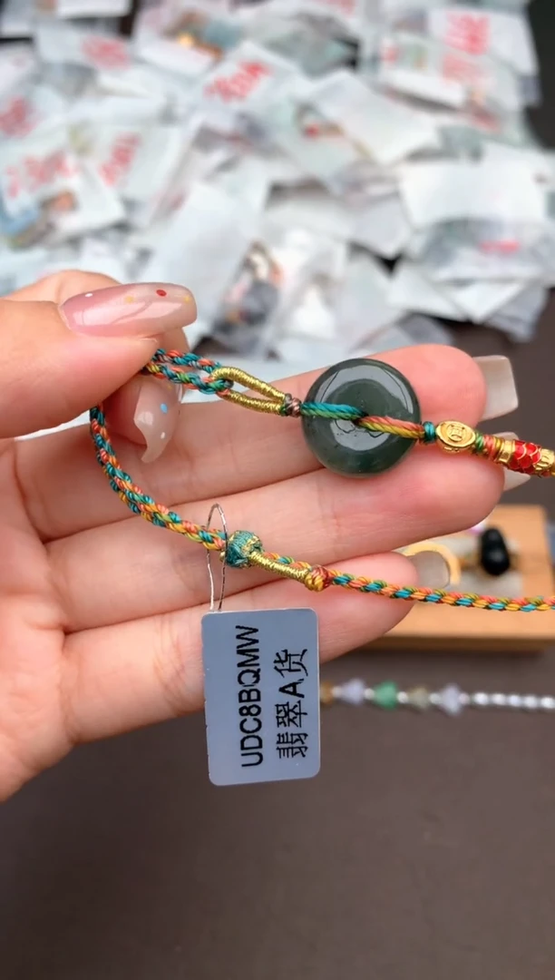 未镶嵌挂件翡翠一