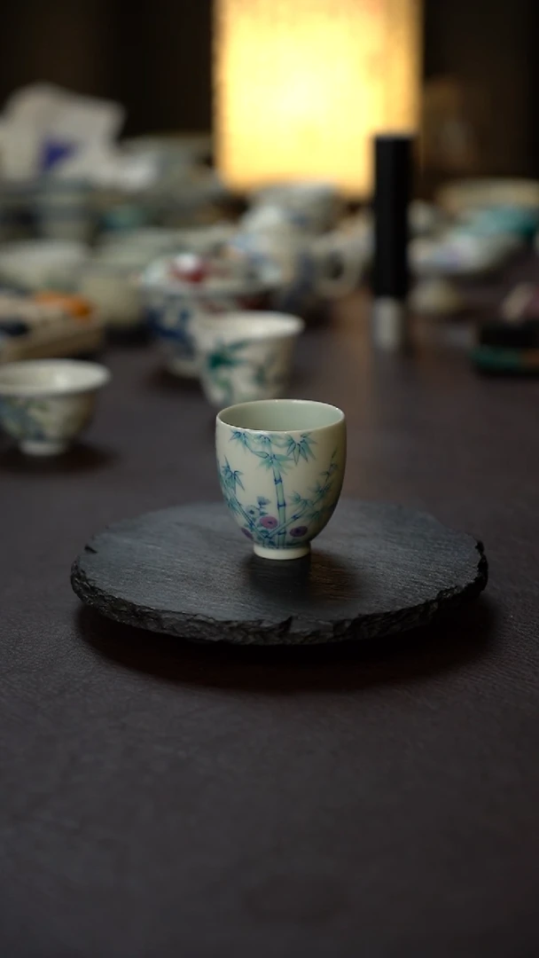 六*全手绘斗彩竹子铃铛杯