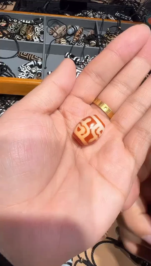 【闪购商品】玛瑙/玉髓颈饰合金锁骨珠珠发其一