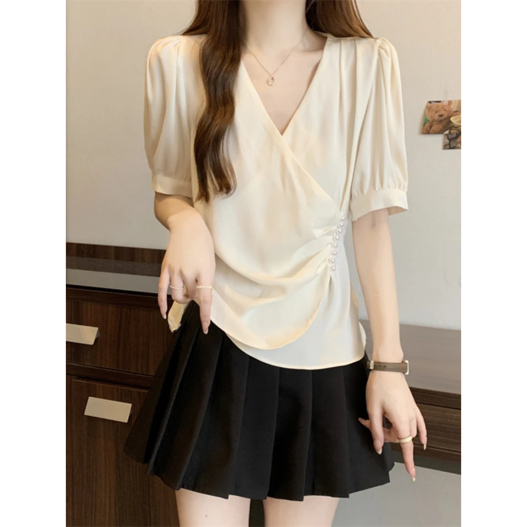 大码女装遮肚子别致交叉V领短袖衬衫胖MM正肩减龄收腰显瘦上衣女