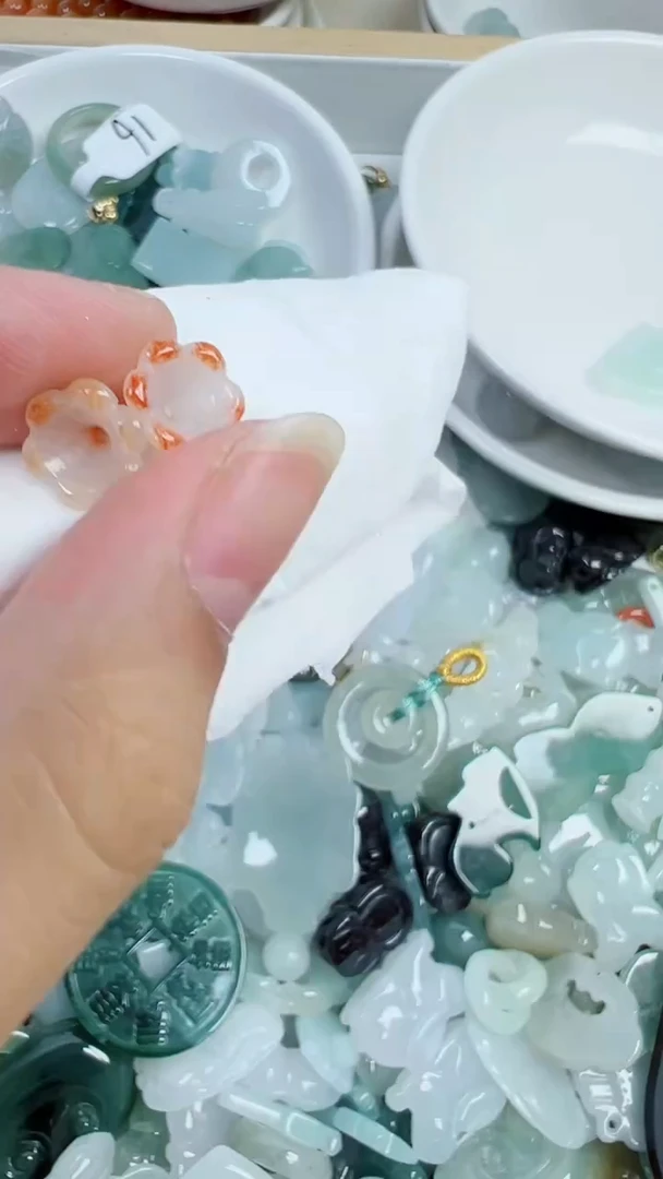 散珠翡翠385号链接，A货翡翠