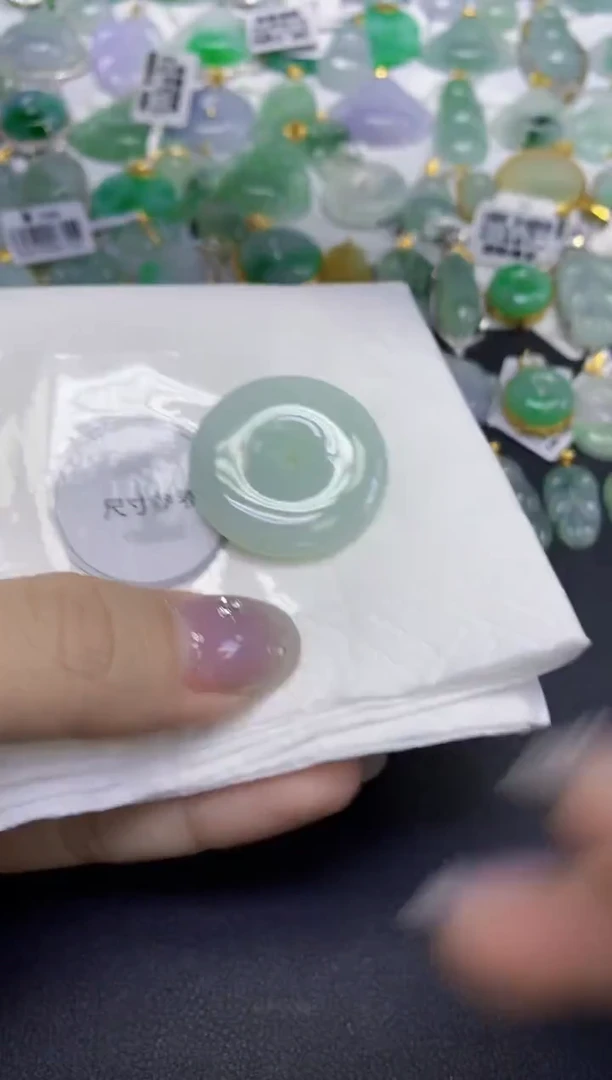 颈饰未镶嵌翡翠天然缅甸翡翠A货百元以上9元证书费自理