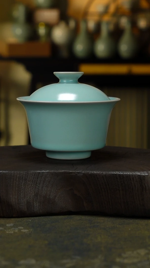 杯子瓷大**利天蓝釉马蹄两才-不带底款微瑕