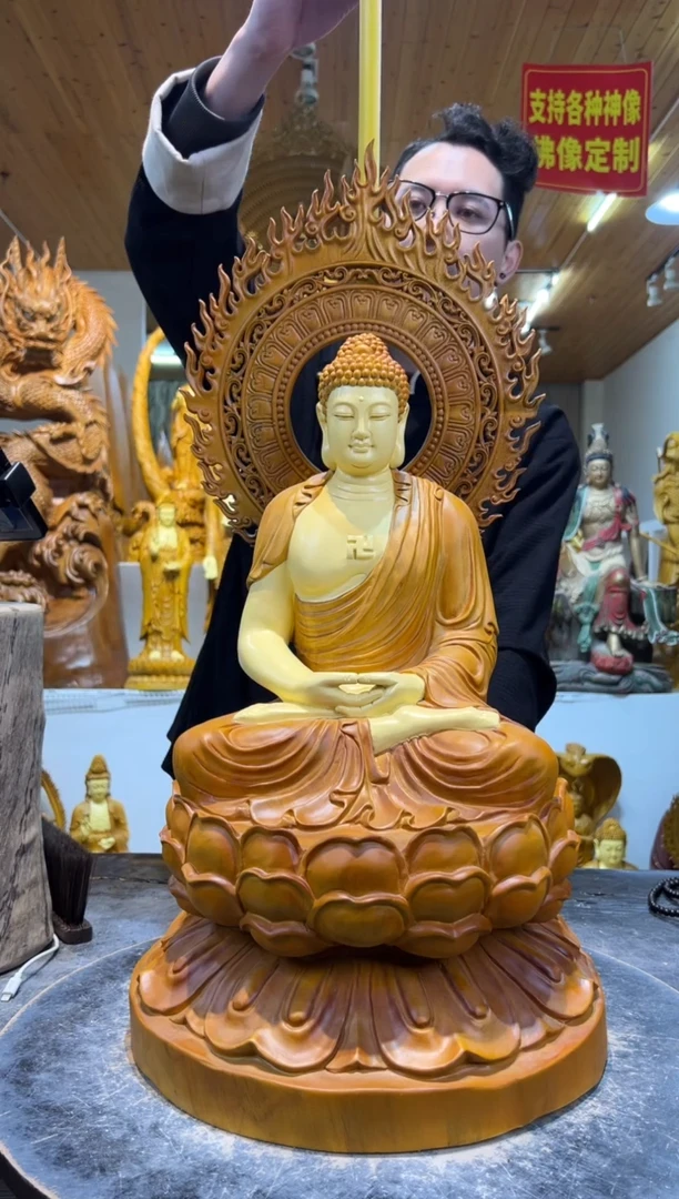 香樟木大日如来宝象66cm