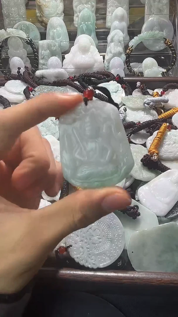 颈饰未镶嵌翡翠12/11     21