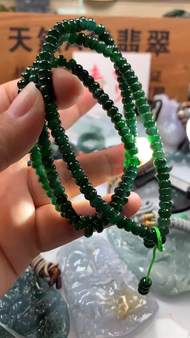 【闪购商品】翡翠颈饰未镶嵌保真天然A货翡翠