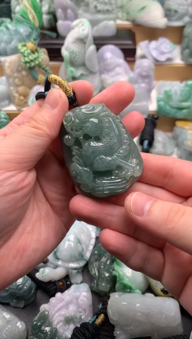 吊坠(不含链)未镶嵌翡翠1