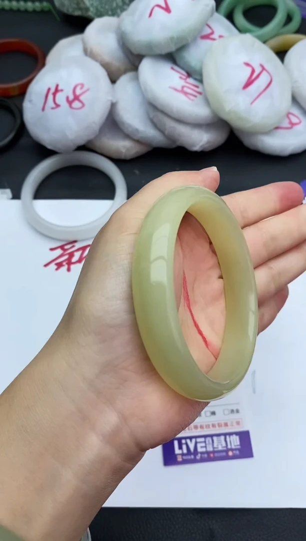 未镶嵌手镯石英质玉57+64/65