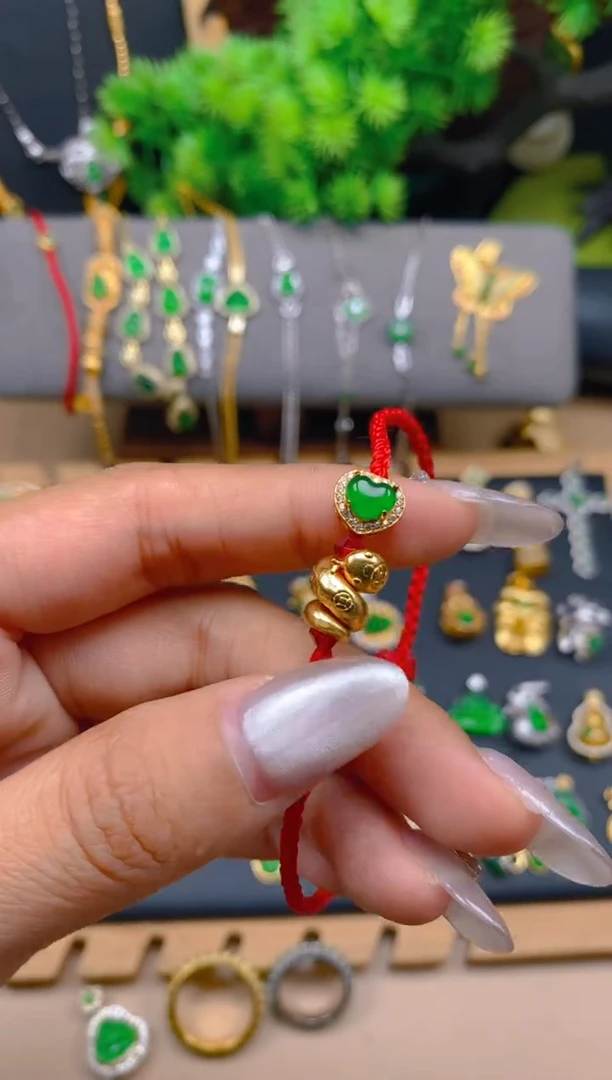 吊坠(不含链)银S925镶嵌翡翠爱心