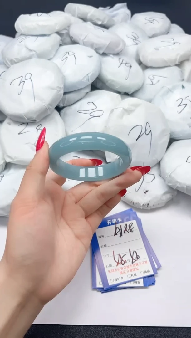 未镶嵌手镯石英质玉A188/5556