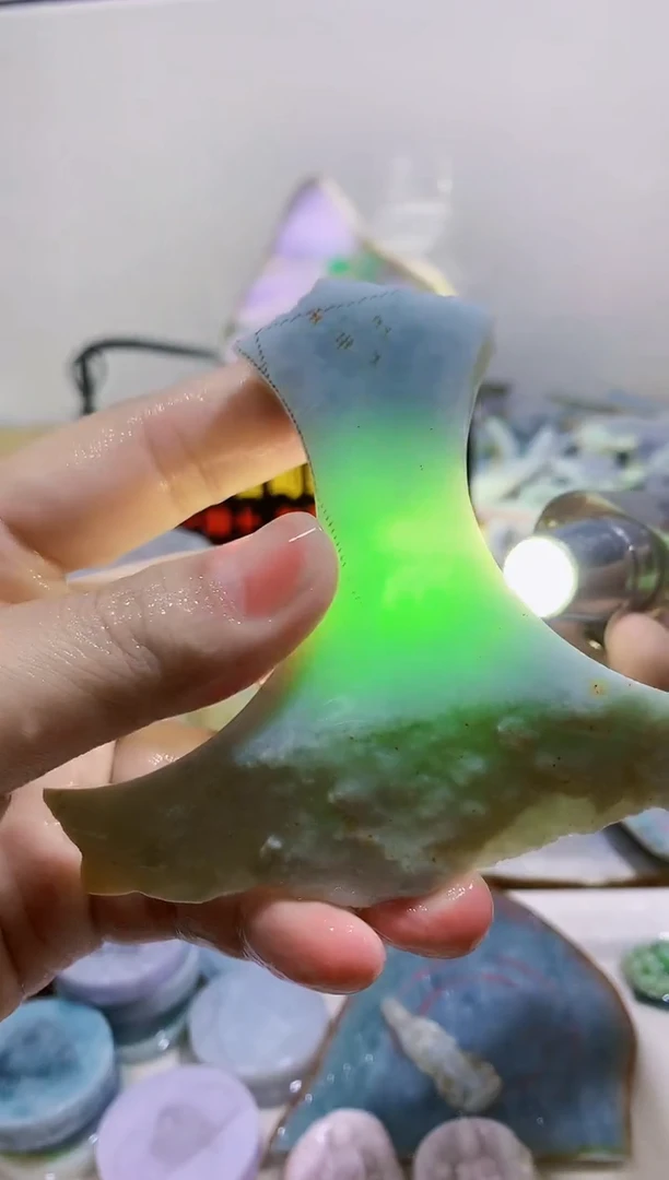 裸石翡翠0蒙0翡翠珠宝888