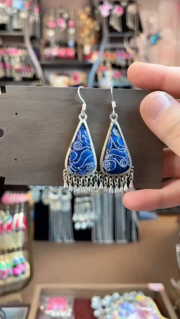 织绣民族风手工非遗老绣饰品258