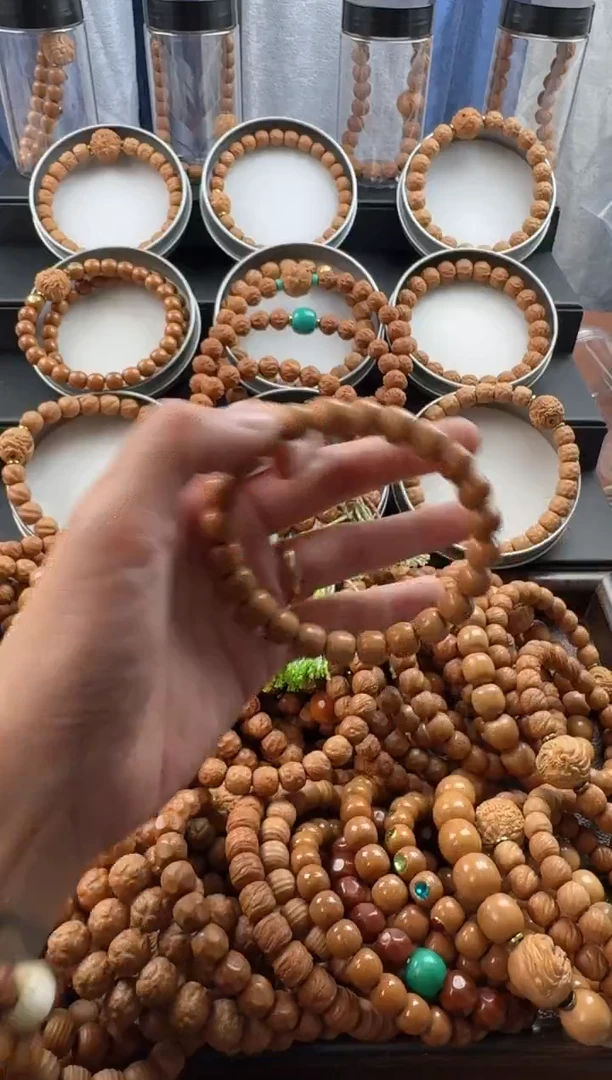 手串猴头核桃老型送单颗雕刻瑕疵