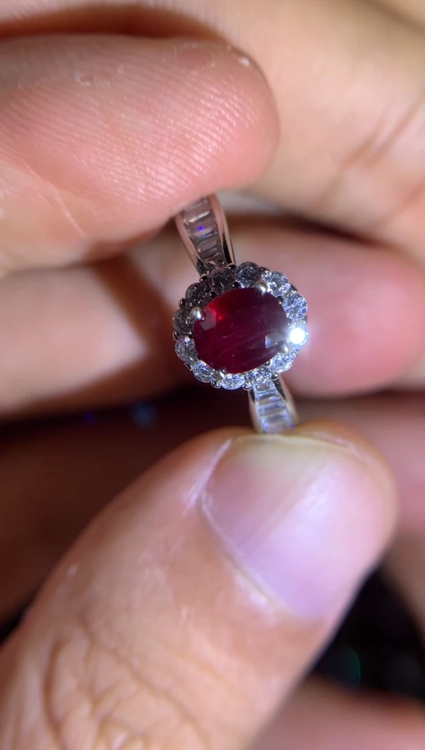 银S925镶嵌戒指红宝石鸽血红