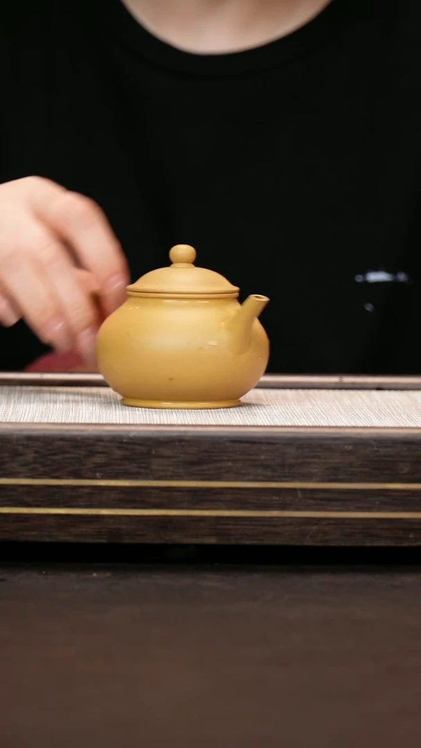 茶壶紫砂黄段   水平壶