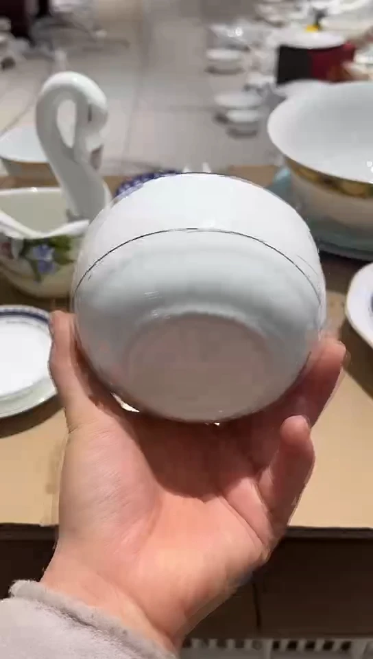 瓷4.25米饭碗4个无底标