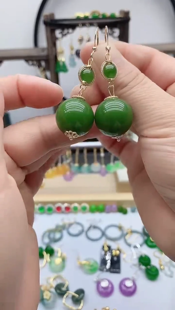 14K金镶嵌和田玉耳饰961