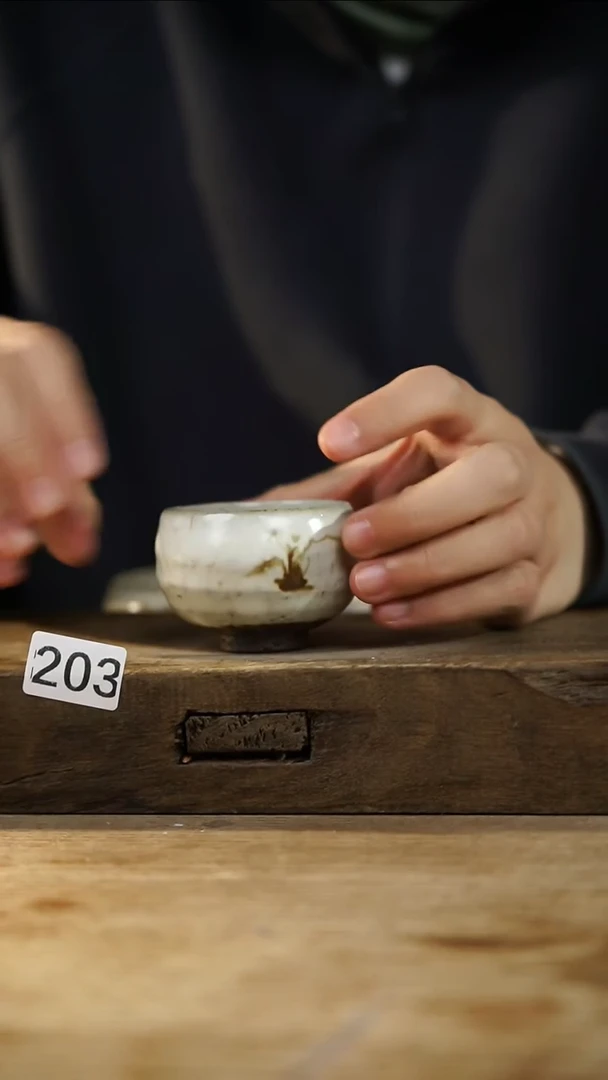 瓷片开播福利！！不顾一切之落单福利！！粉引铁绘系列