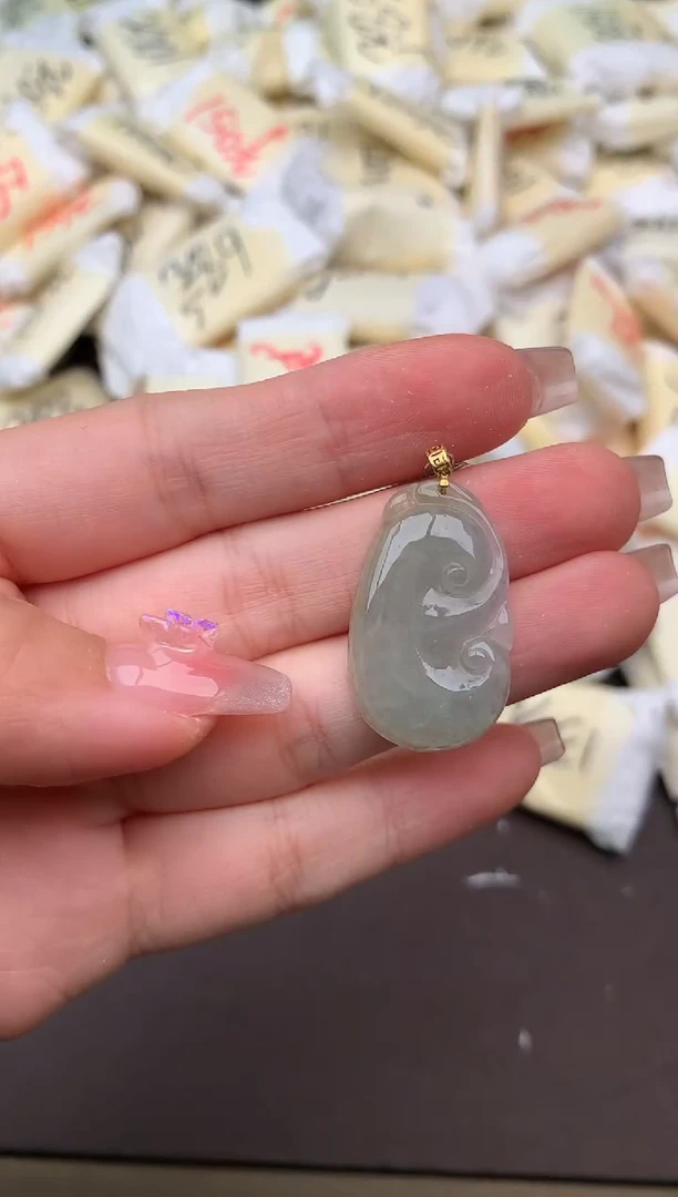 翡翠挂件18K金镶嵌一福利47