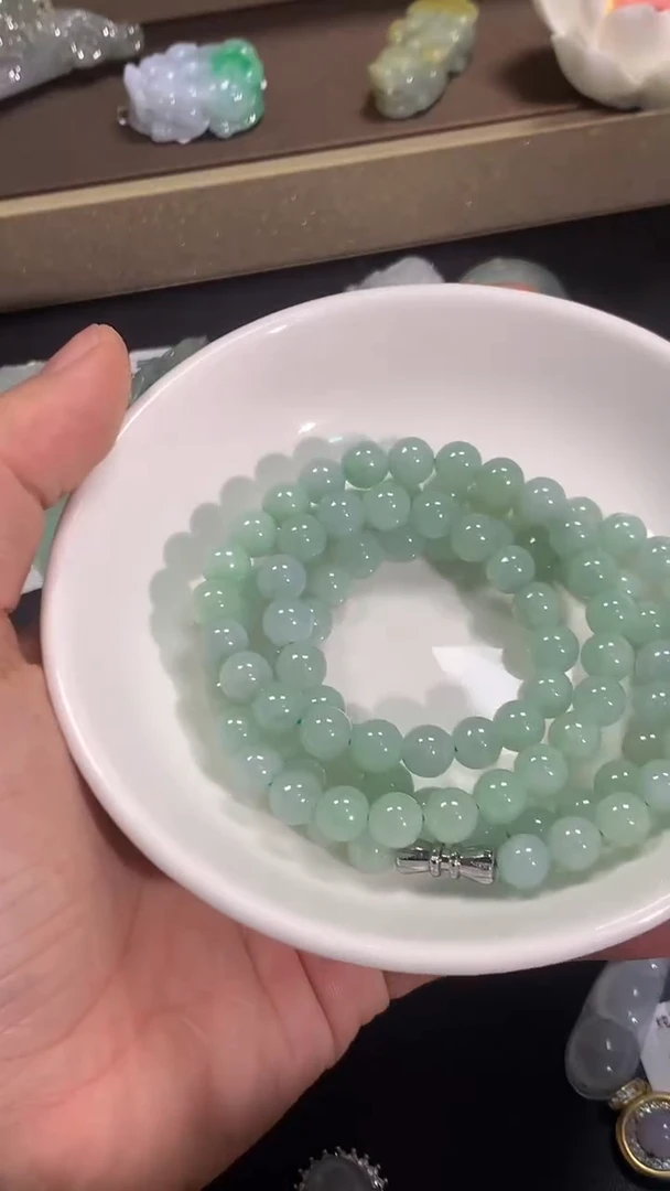 颈饰未镶嵌翡翠1