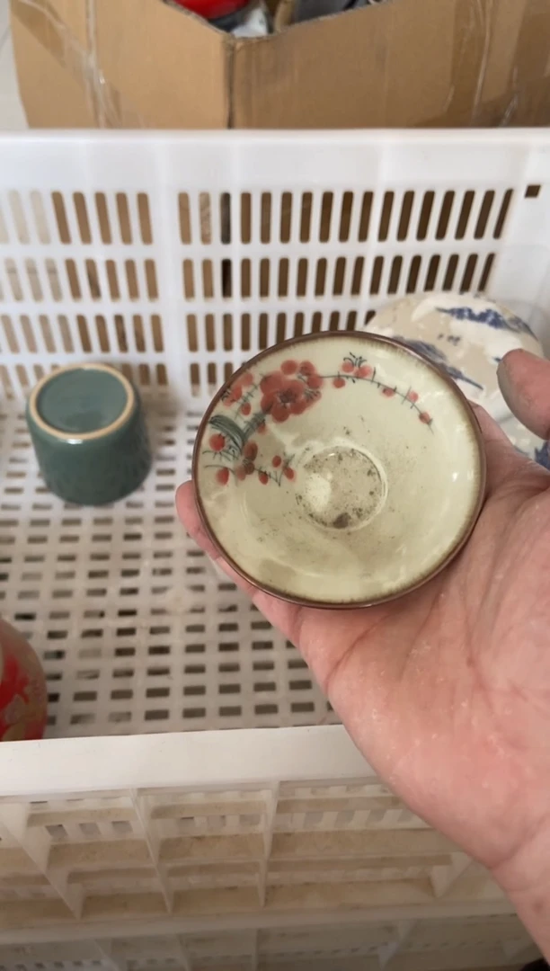 无运费险有瑕疵的摄影的产品有使用过的痕迹有点脏介意勿拍