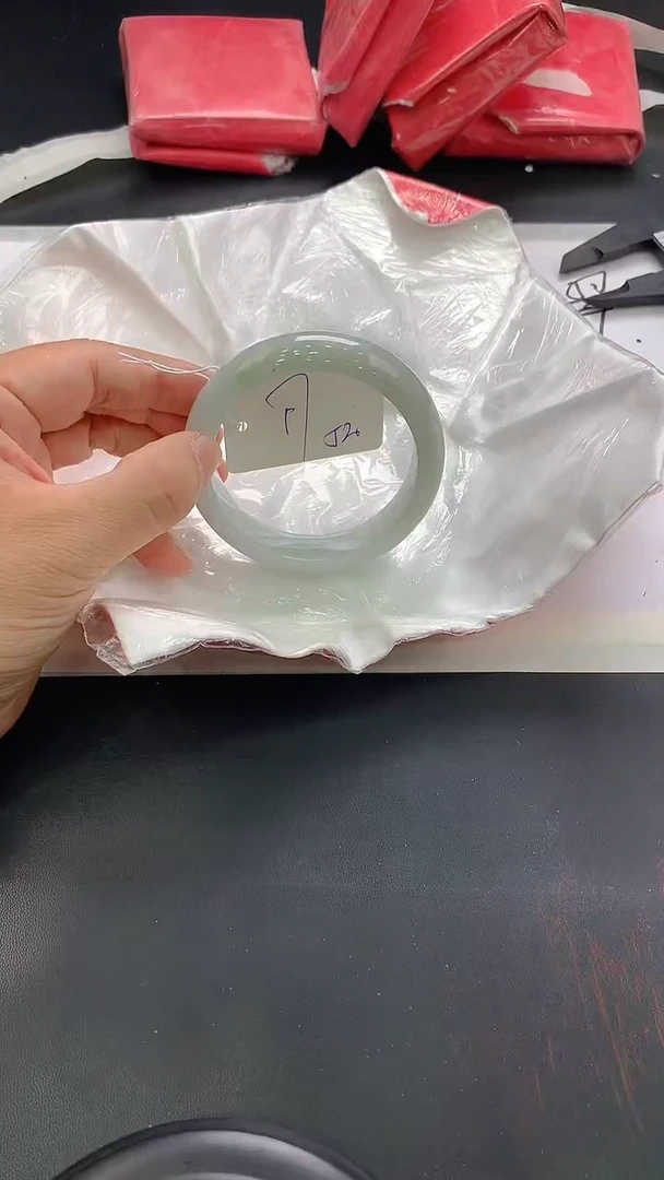 翡翠手镯未镶嵌245