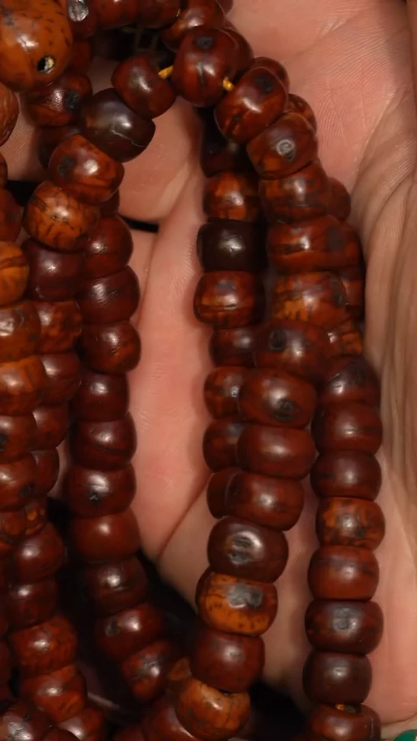 冲赛康胡子哥，藏传念珠189