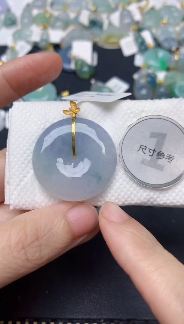 颈饰18K金镶嵌翡翠天然缅甸A货翡翠