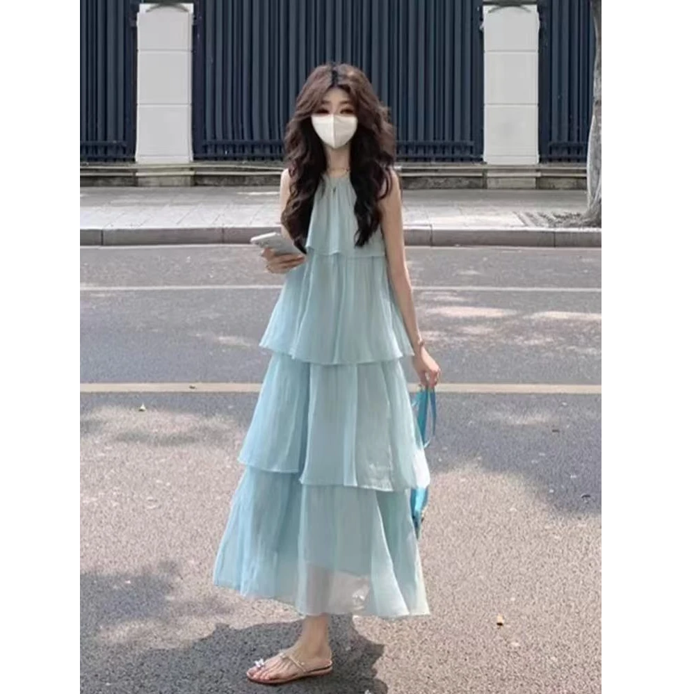 法式蓝色无袖挂脖连衣裙女夏季高级感气质海边度假绝美丁达尔长裙