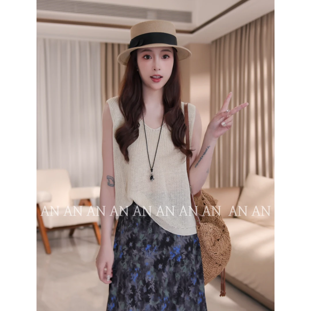 C07090夏季慵懒风简约宽松显瘦纯色V领针织马甲背心