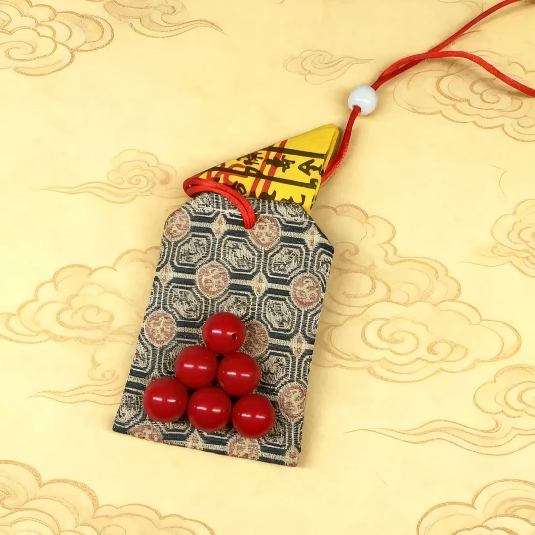 朱砂包-车挂-房间挂-包挂-内涵6个女帝砂平安符一个-