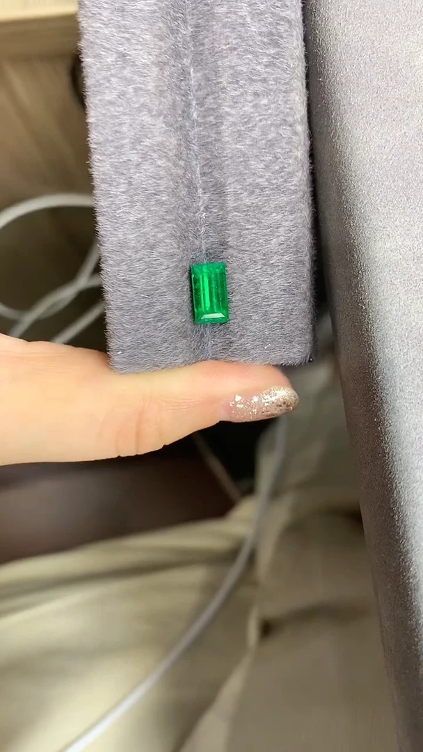 裸石祖母绿祖母绿裸石1.77ct