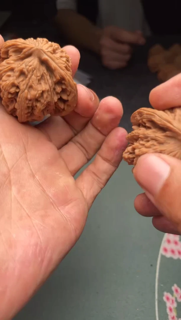 把件文玩核桃a303    楼子 43尺