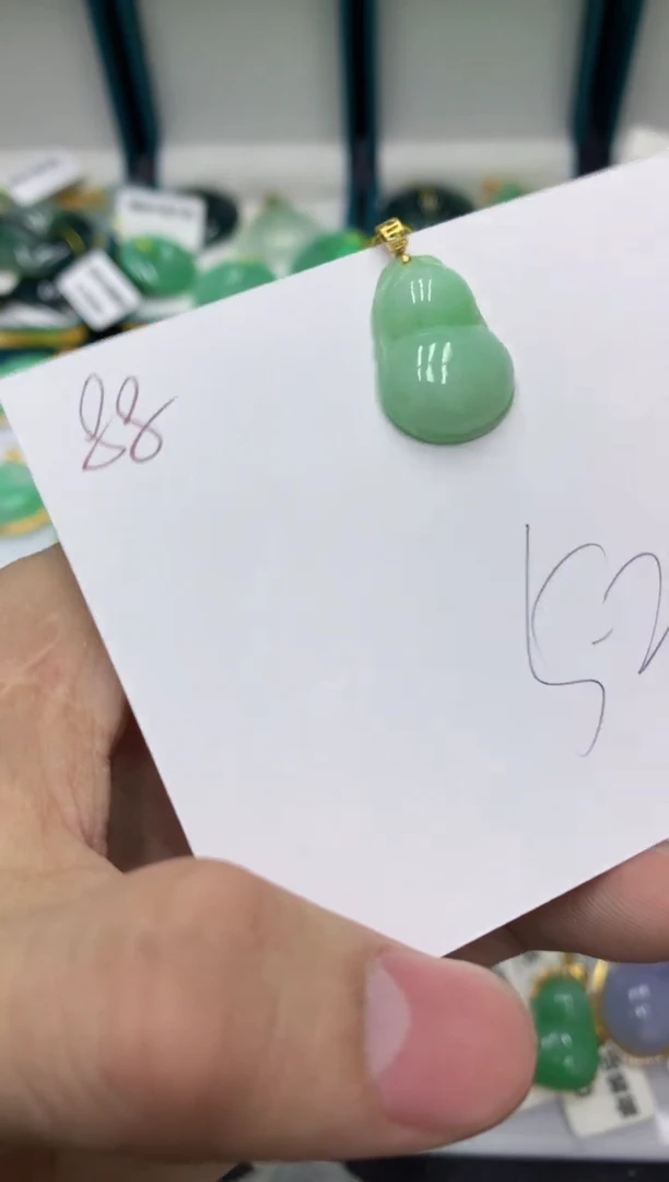 【闪购商品】翡翠颈饰18K金镶嵌翡翠