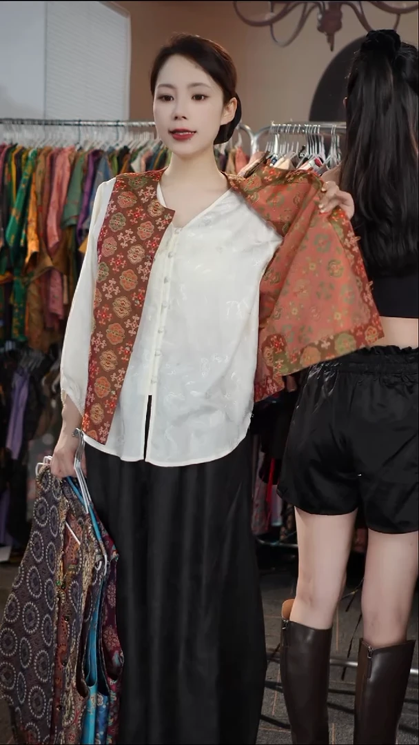 橙橙双面穿   马甲