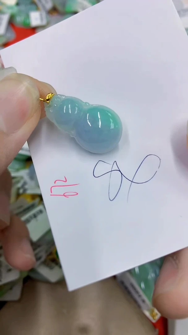 颈饰18K金镶嵌翡翠111111111111