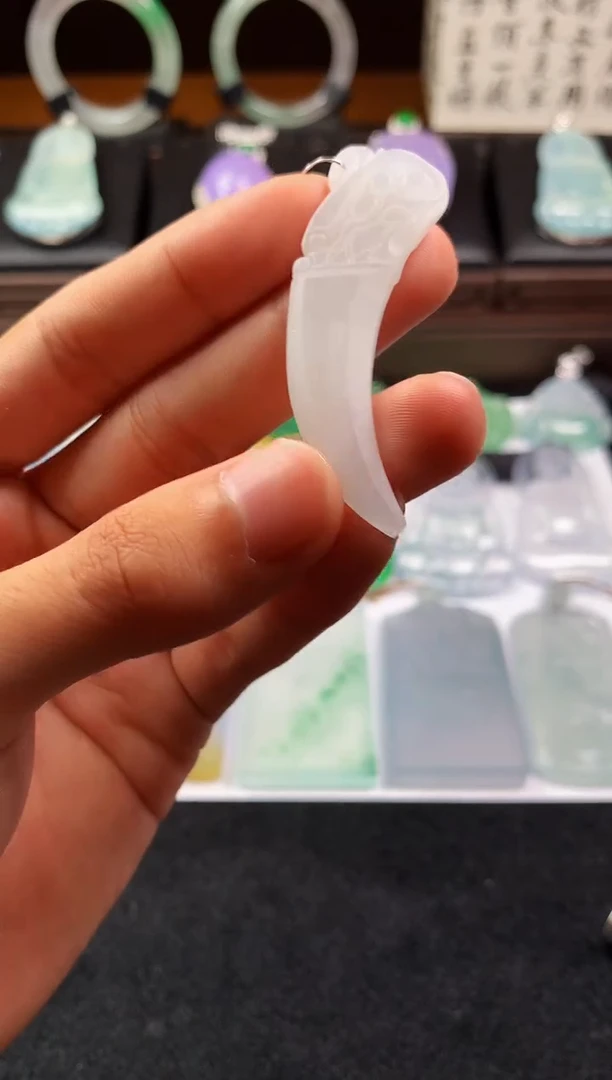 未镶嵌定制翡翠S毛货不退不换