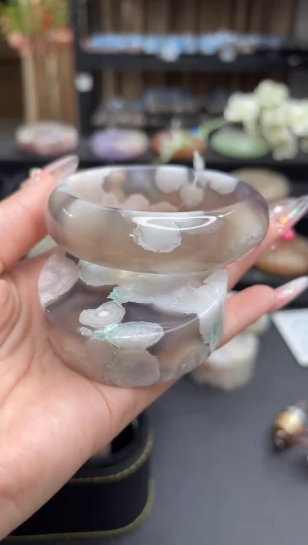 未镶嵌手镯石英质玉95(61圈赠送镯心)