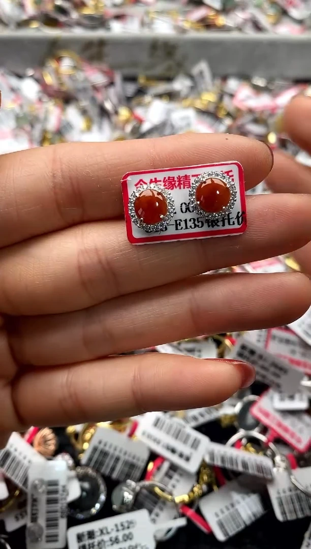 【闪购商品】翡翠戒指银S925镶嵌1111111     9