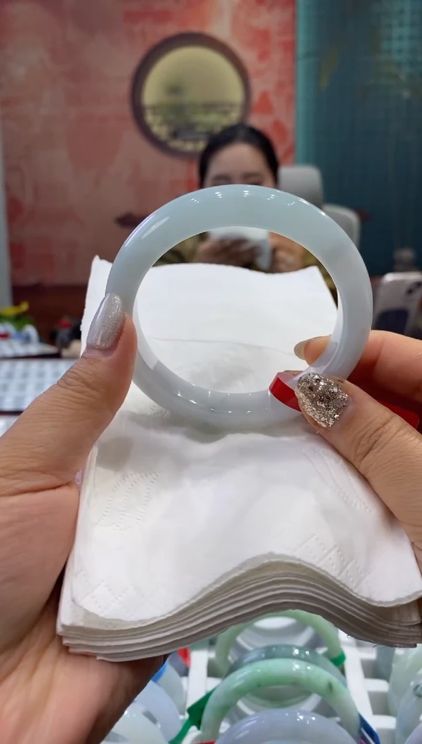 未镶嵌手镯翡翠多人000011638