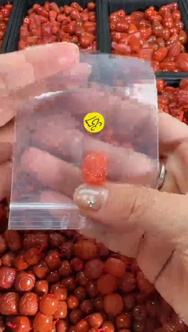 【闪购商品】南红玛瑙颈饰未镶嵌1