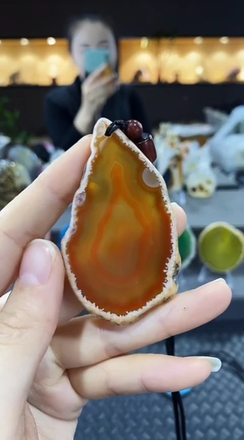 未镶嵌颈饰玛瑙/玉髓邓*玛瑙