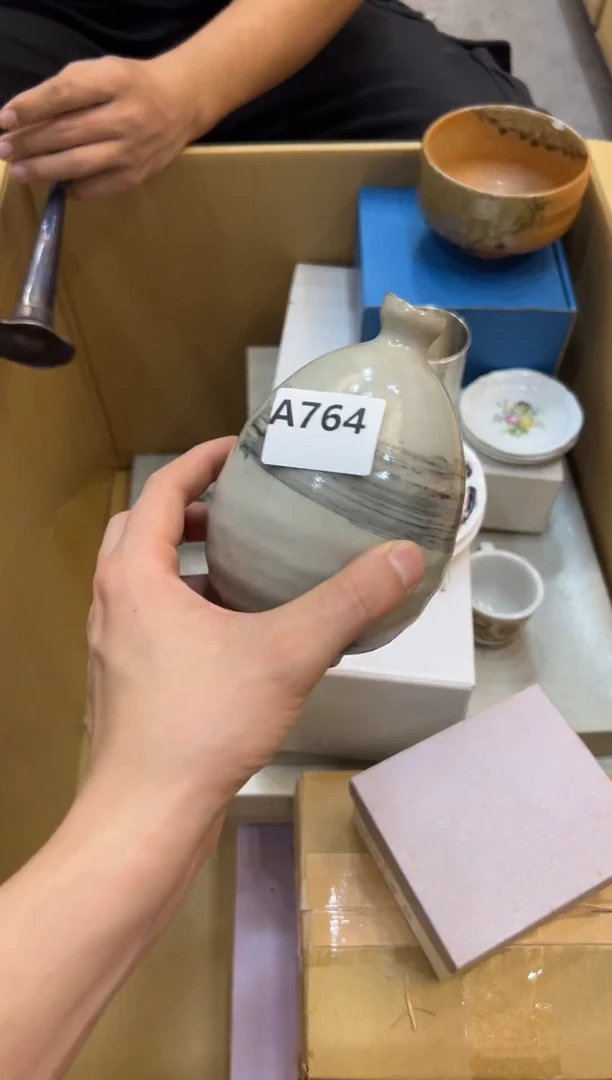 ✨****H764中古商品，谨慎参拍